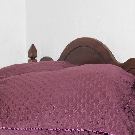 Krapi Guesthouse Treimani Δωμάτιο φωτογραφία