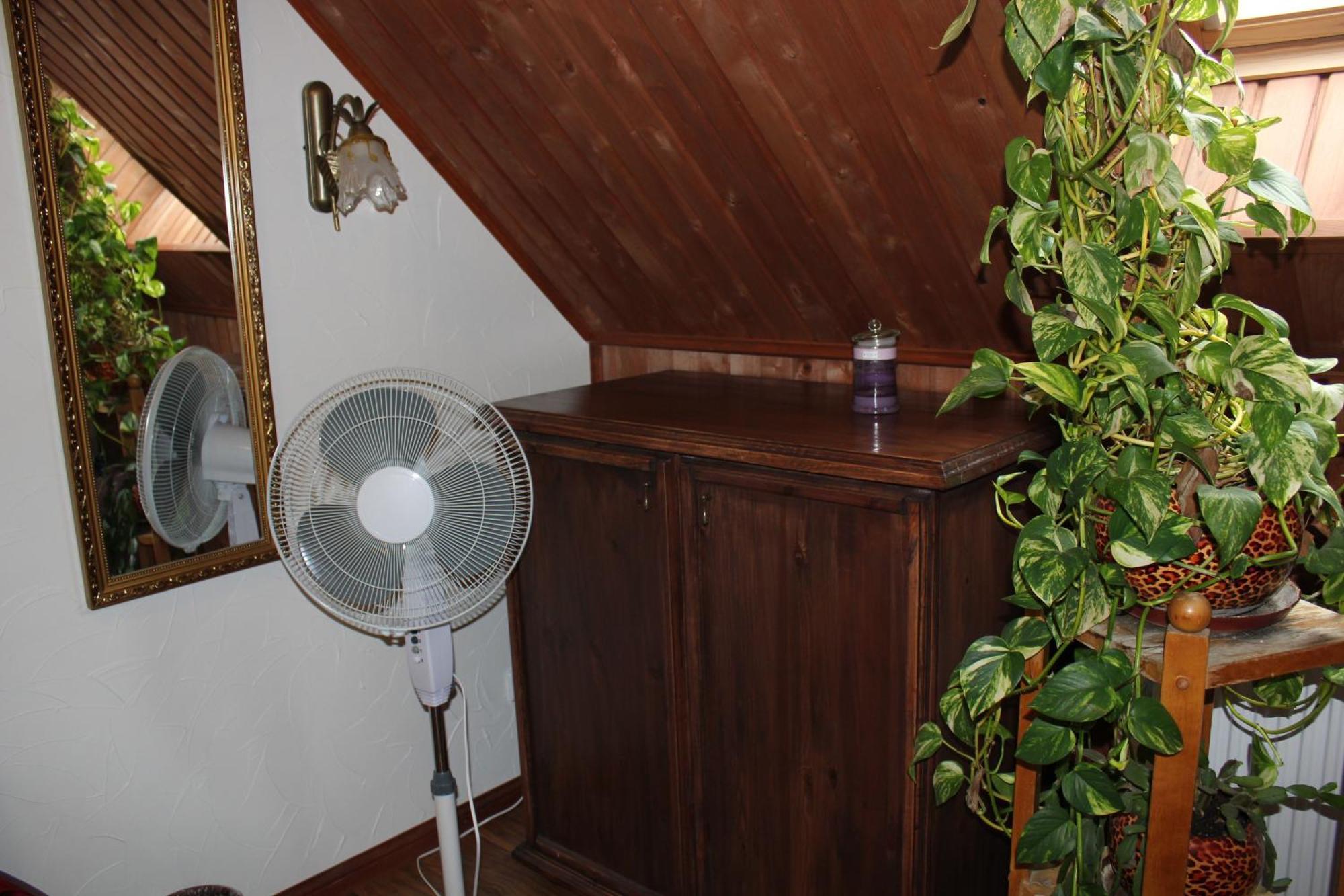 Krapi Guesthouse Treimani Δωμάτιο φωτογραφία