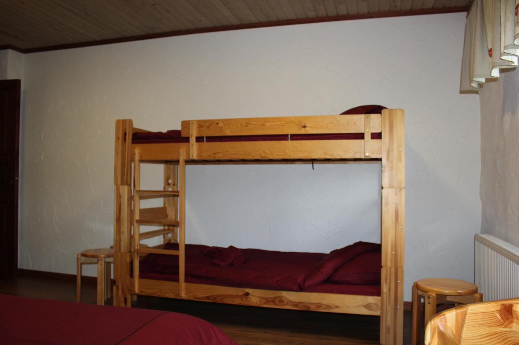 Krapi Guesthouse Treimani Δωμάτιο φωτογραφία