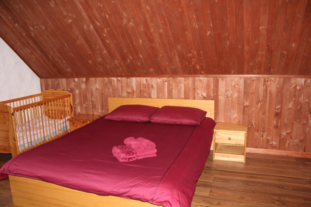 Krapi Guesthouse Treimani Δωμάτιο φωτογραφία
