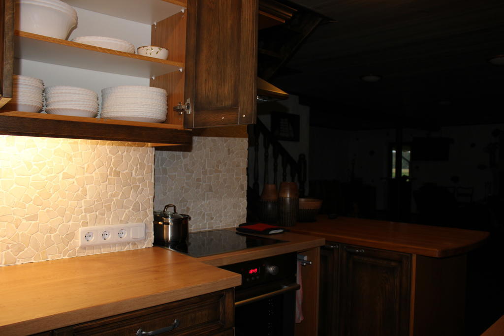 Krapi Guesthouse Treimani Δωμάτιο φωτογραφία