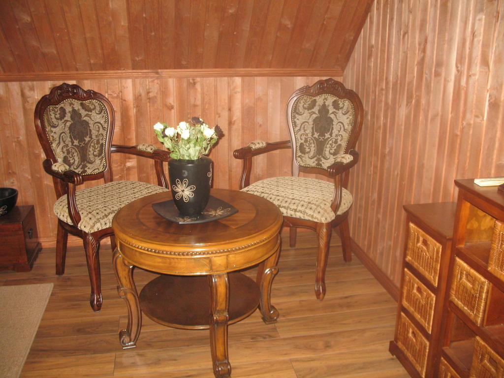 Krapi Guesthouse Treimani Δωμάτιο φωτογραφία