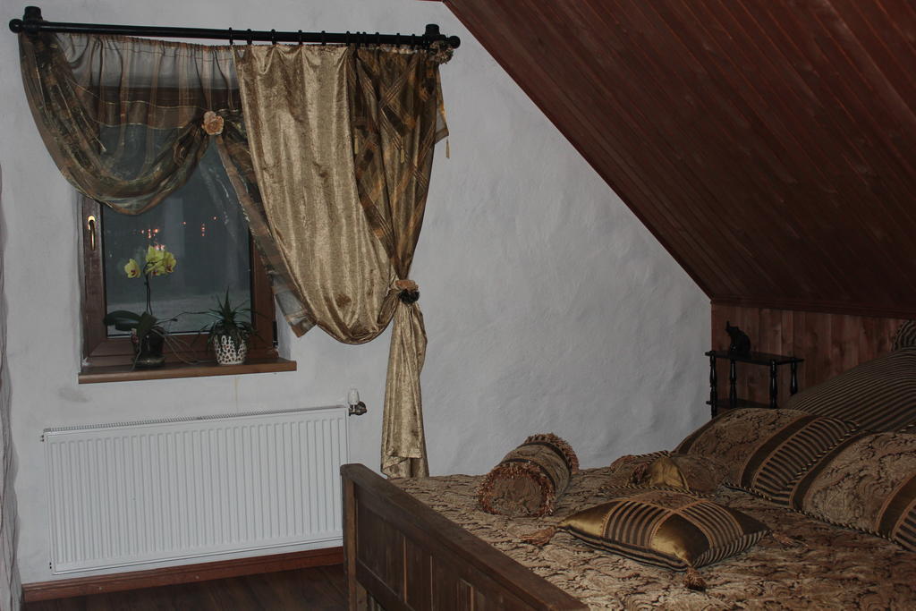Krapi Guesthouse Treimani Δωμάτιο φωτογραφία